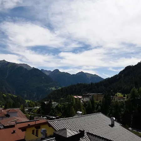 Jennys Huamatl Serfaus