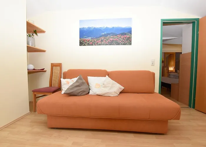 Jennys Huamatl Pensionat 3*