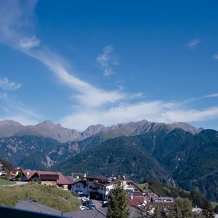 Konukevi Jennys Huamatl 3*